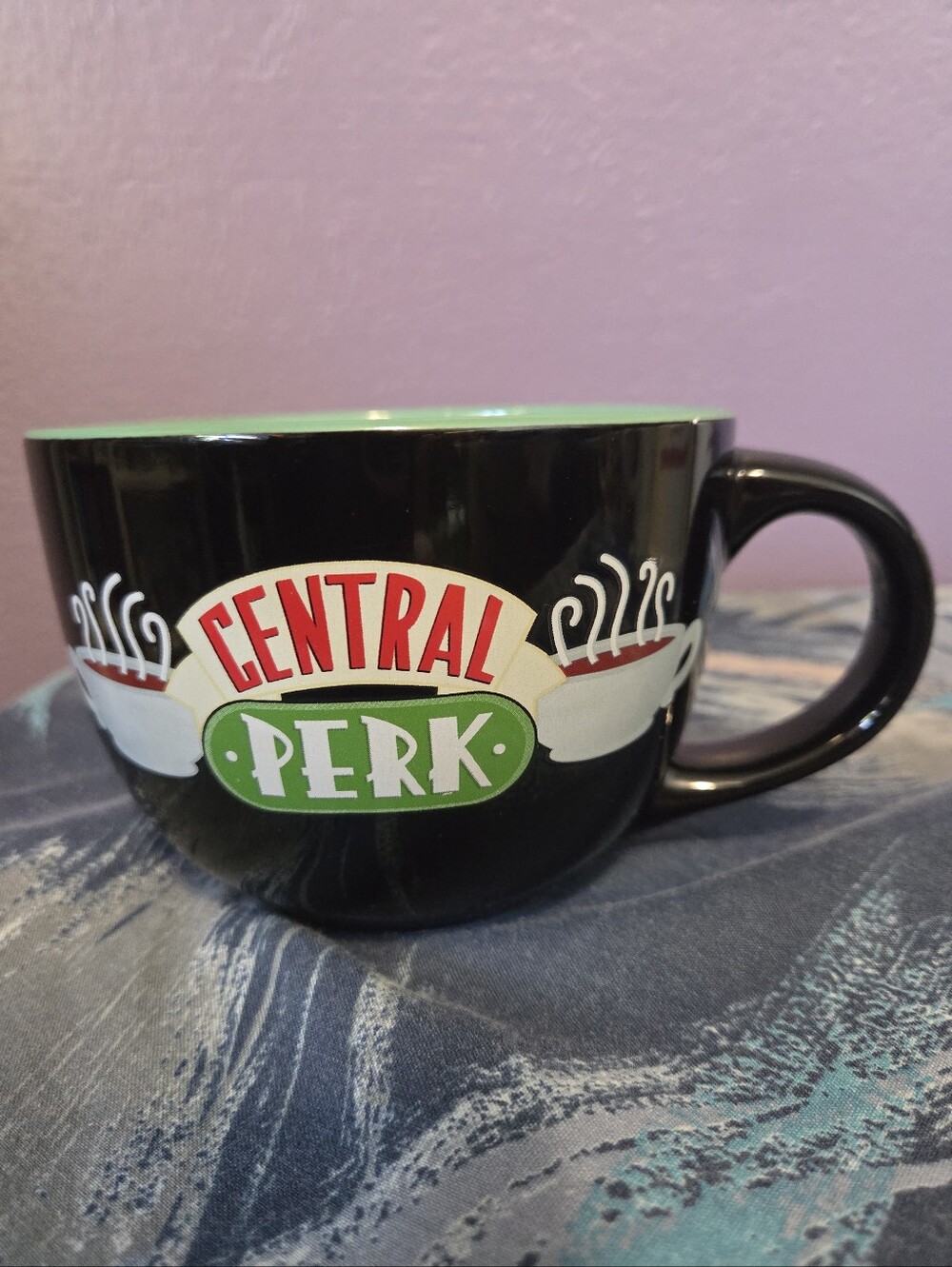 Friends The TV Series "Central Perk" Coffee Mug